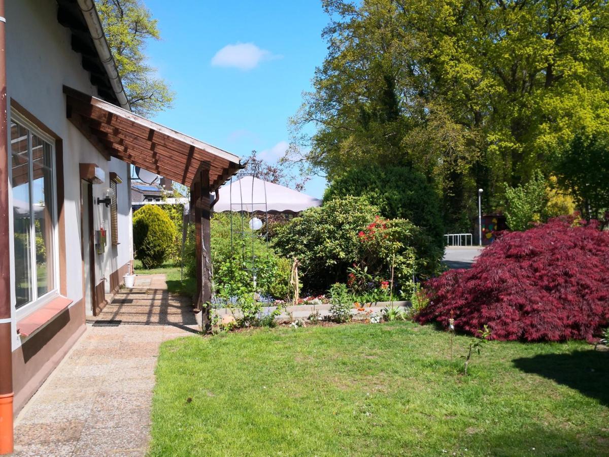 Hagen im Bremischen Charmante Ferienwohnung 3 Zimmer Kueche Bad Zentrale Lage מראה חיצוני תמונה
