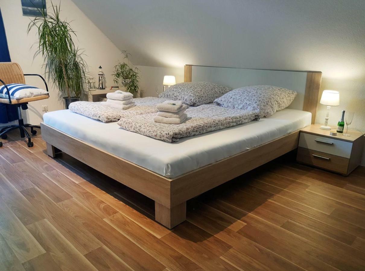 Hagen im Bremischen Charmante Ferienwohnung 3 Zimmer Kueche Bad Zentrale Lage מראה חיצוני תמונה